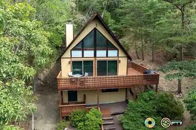 Image de So-Close Chalet - Easy walk to Bryce Resort!