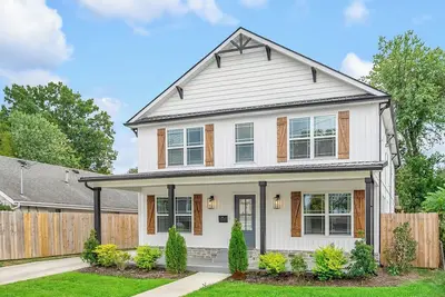 Image de Hot Tub | Close to Downtown | Game Room | Fire Pit