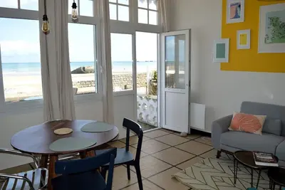 Image de La parenthèse marine, vue mer avec terrasse