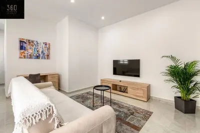Image de Stylish & Modern 1 Br Duplex Apt in St Julians