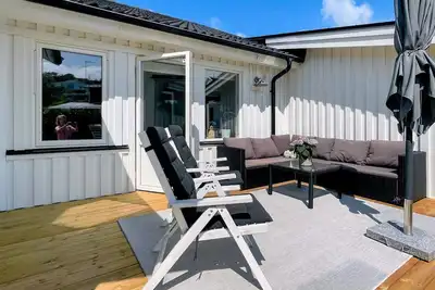 Image de Maison de vacances pour 5 a Torslanda-By Traum