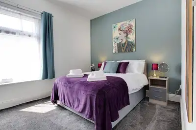Image de Stylish 3-Bedroom Oasis in Darlington, Sleeps 5