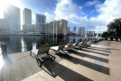 Image de Modern 1br/1ba Apartment with Kitchen | Miami Beach