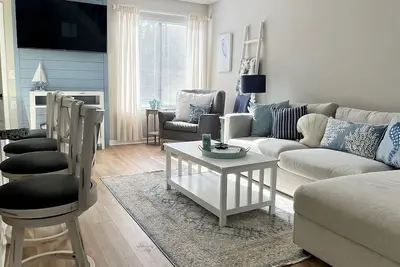 Image de Amelia Island Extended Vacation Rental 1 Block from the Beach!
