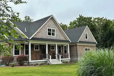 Image de Beautiful newly built vacation home on Shelter Island\nVery private