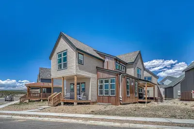 Image de Silver Vault- Pet Friendly-Brand New Railyard home W/ Hot Tub- minutes to Copper & Ski Cooper!