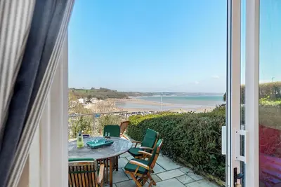 Image de White Sails - Beach and Harbour Views