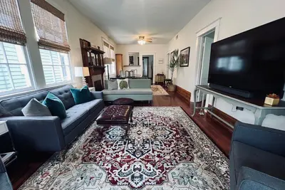 Image de Mid-City Duplex, 2 bedrooms, Great Neighborhood