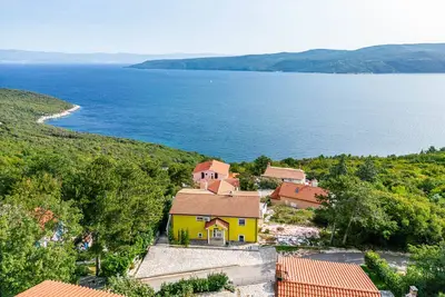 Image de Seaview House Helena - Apartment 2, Plomin, Croatia