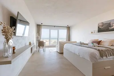 Image de Huswell - Modern studio with magnificent seaview