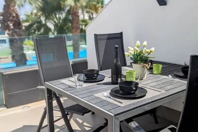 Image de Modern 2 Bed Apt in La Zenia Lz9