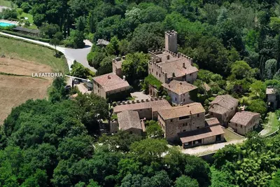 Image de Castello di Montalto - La Fattoria con annesso