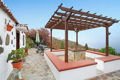 Image de Maison de vacances 'La Chirlaca' avec vue sur la mer, jardin privé et Wi-Fi