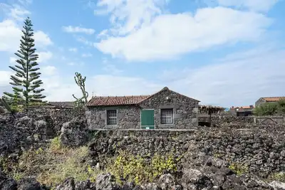 Image de Maison de vacances 'Adega Maciel' avec vue sur la mer, terrasse privée et Wi-Fi