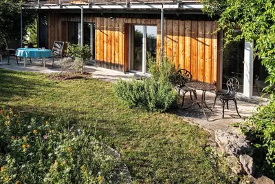 Image de stay in a ecological, sunny, quite, south-west directed garden apartment (67sqm)