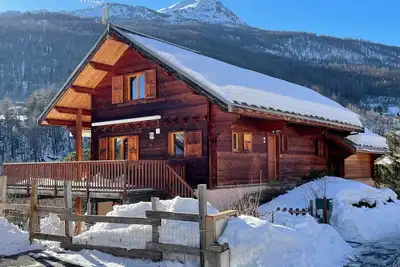 Image de Chalet authentique et familial proche des pistes
