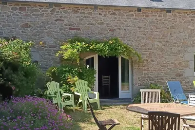Image de Maison Dans Propriété Arborée, à 800m de la Plage
