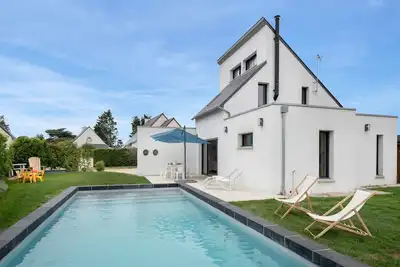 Image de Maison pour 6 - Piscine chauffée - 700m plage