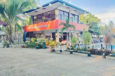 Image de 12 minutes from Airport! Standard size of room, deck, with Swimming Pool, Ocean,