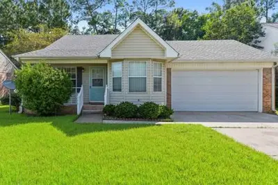 Image de 3-bedroom home in the Mississippi Gulf Coast