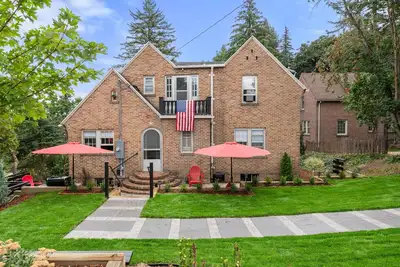 Image de Historic Wsu Drucker House-1\/2 Block From Campus on College Hill