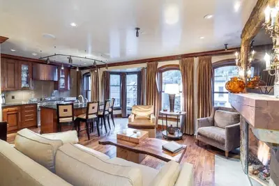 Image de Heart of Telluride - Three Bedroom Penthouse