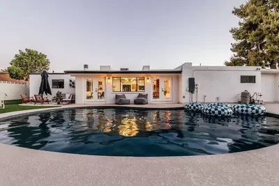 Desert Dreams ~ A Lux Oasis