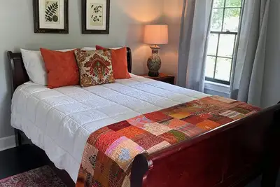 Image de Stunning 1950's Bungalow in North Charleston!