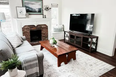 Image de Iowa Whole House · Cozy Ski Getaway|Entire house