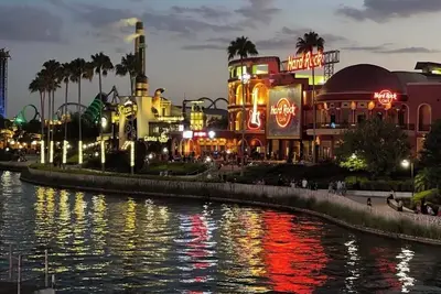 Image de Next to Universal! Many indoor plants