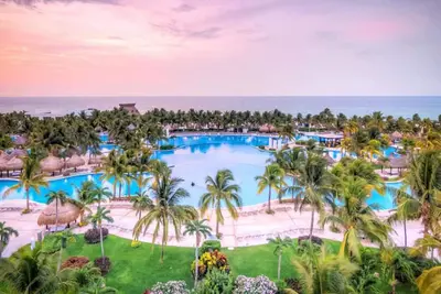 Image de The Grand Mayan is brimming with unique space providing great family experience