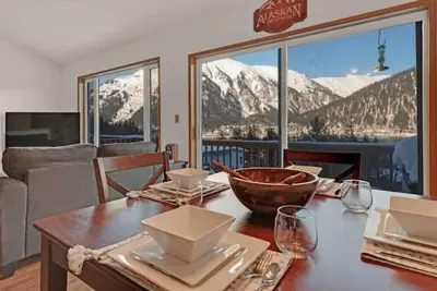 Image de South Douglas Gem With Mountain and Ocean View Hosted By William & Melissa