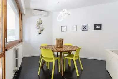 Livorno Sea View Flat W/ Balconies near the Beach!