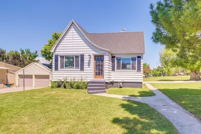 Image de Hyde Park Home w/ Fire Pit: Near Hiking Trails!