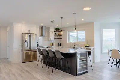Image de Newly Updated 3br 3Bath Lakeview Vista, Bbq and New Appliances - King Bed