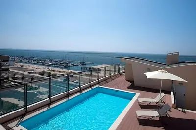 Image de Group Getaway! 3 Spacious Apartments, Outdoor Pool, Check Out City of Faro!