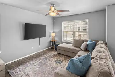 Image de Pet-friendly Oasis: Near Uni & Park