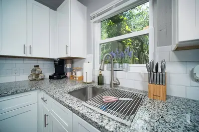 Image de This house is a 2 bedroom(s), 1 bathrooms, located in Jacksonville, Fl.