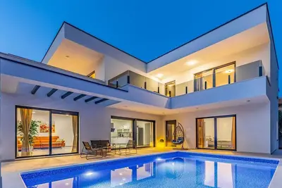 Image de Maison de vacances pour 8 personnes env. 250 qmà Medulin, Istrie (Côte sud de l'Istrie)