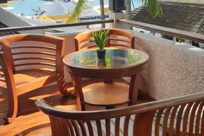 Image de Sunset Boulevard Beachfront Apartment