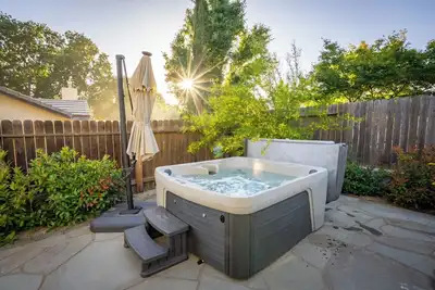 Image de Sycamore Canyon Retreat- Pet Friendly, Hot Tub, 30+ day only