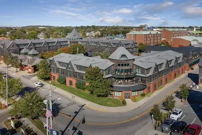 Image de 2 bdrm Club Wyndham Long Wharf;10 min walk to Newport Boat Show; parking incl.