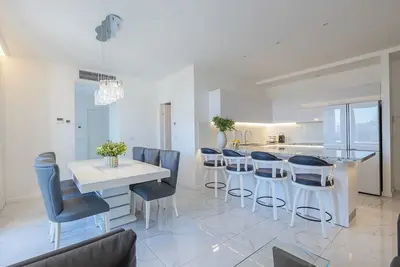 Image de Jerusalem Estates 2 bedroom Luxury apt