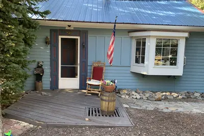 Image de Cozy Historic Cottage