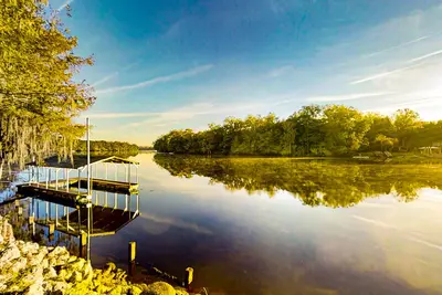 Image de Suwannee River Home with Boat Dock & Launch, Riverfront Deck, Dogs Ok