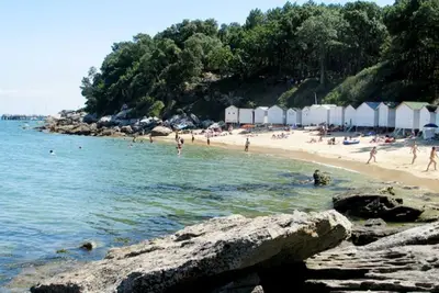 Image de Magnifique maison de campagne avec piscine, à 10 min de l'océan