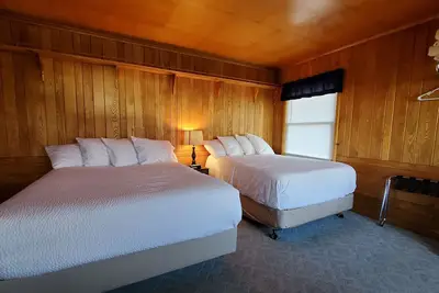 Image de Northwoods Lodge Hotel Room 1