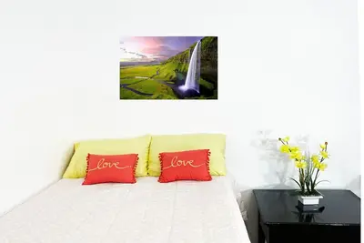 Image de Spacious Private Bedroom in a House with private Ac unit in room, big screen Tv