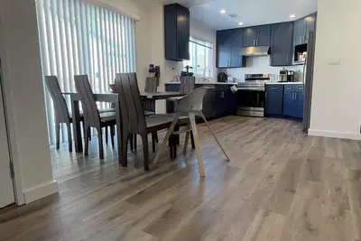 Image de Brand new and quiet whole house