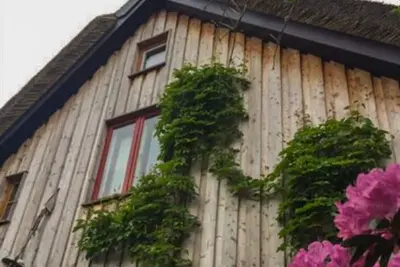 Image de Koras Dachkammer - Künstlerhaus:korasdachkammer+villailsebill+carlotteslandlust